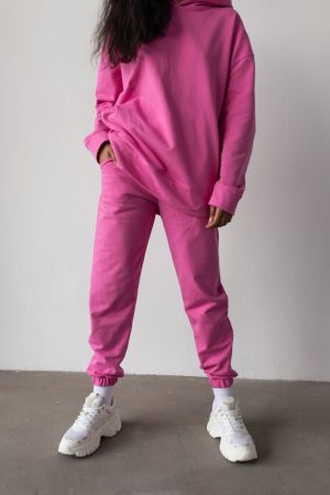 Spodnie dresowe typu jogger w kolorze NEON PINK - DISPLAY BY MARSALA.
