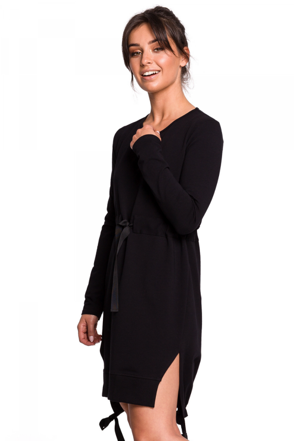 Sukienka dresowa z długim rękawem ściągana w talii czarna bawełna.