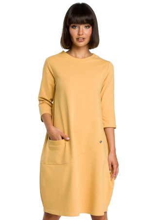 Sukienka dresowa bombka oversize z kieszonką z przodu żółta.