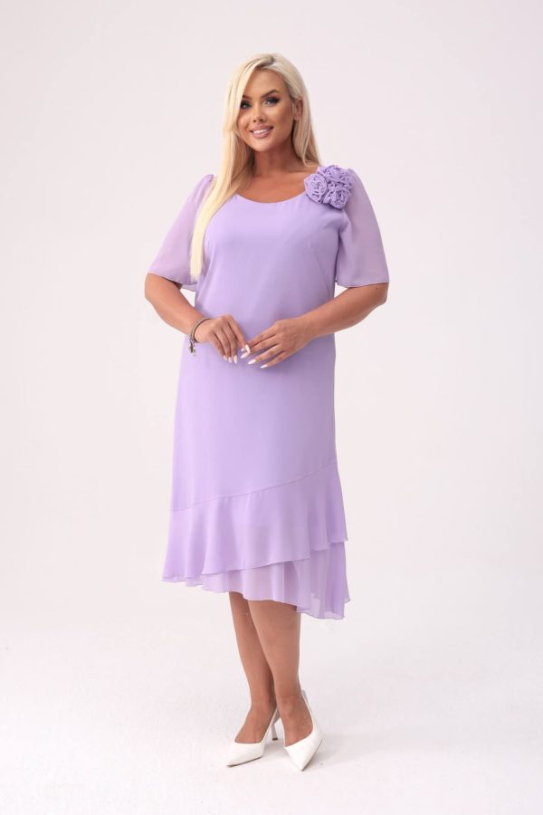 Elegancka szyfonowa lawendowa sukienka Maria z falbankami na wesele PLUS SIZE XXL.