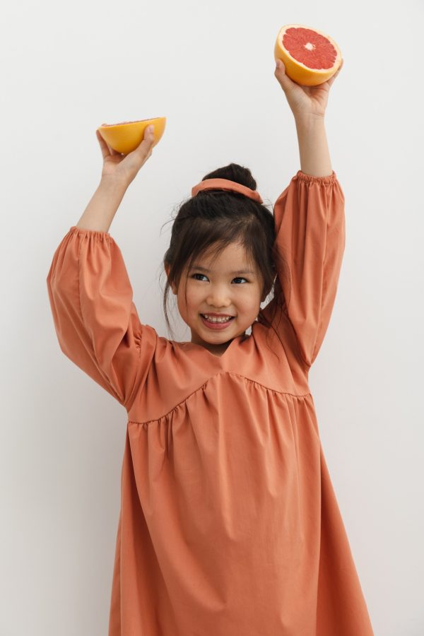 MINI sukienka o luźnym kroju w kolorze FOXY ORANGE - RAYA-80-86 (12-18).