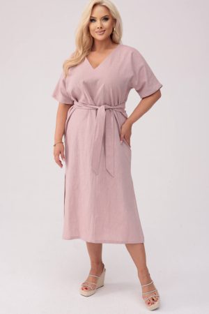 Sukienka Lenora w kolorze pastelowego różu - Elegancja w naturalnym stylu PLUS SIZE OVERSIZE XXL.