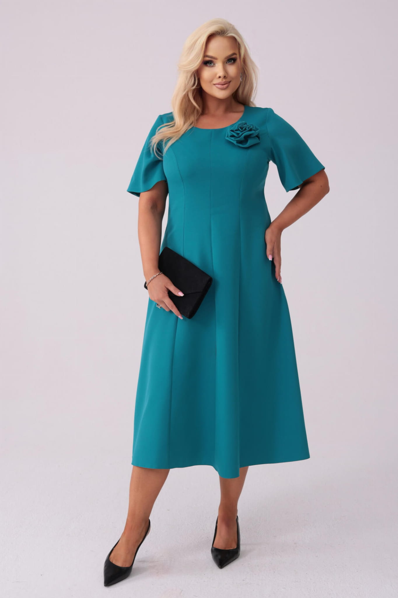 Elegancka sukienka Doris na wesele w odcieniach zieleni PLUS SIZE XXL.