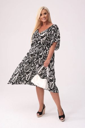 Sukienka Arie w biało-czarny print XXL OVERSIZE.