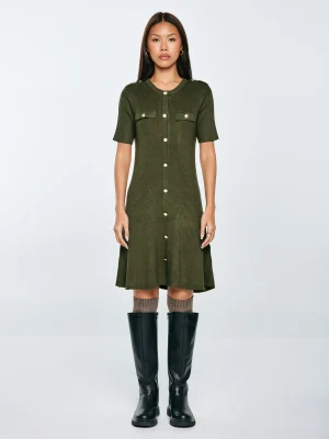 Sukienka damska mini z wiskozy z ozdobnymi guzikami khaki Dilara 303.
