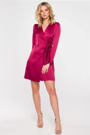 Sukienka satynowa kopertowa mini z wiązaniem w talii bordowa.